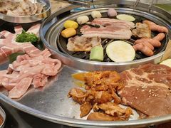 -哈哈碳都·牛肋条无限自助烤肉(宝龙店)