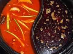 -钢管厂五区小郡肝串串香火锅(梅川路店)