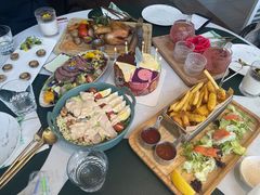 -ins森林童话餐厅coffee&bistro
