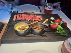 -弦月窗LUNETTE BY AMANDA(复兴路店)