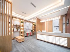 -宸玥酒店(成都西南财大地铁站店)
