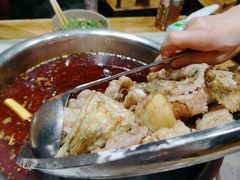 -肖肖酸萝卜鱼火锅(总店)