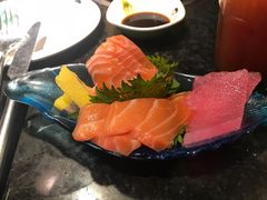 三文鱼-钱小奴海鲜自助黑金店(杭州滨江龙湖店)