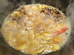 -万里闯关东铁锅炖菜馆(高新旗舰店)