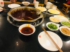 -冯记香辣兔火锅(茶店子总店)