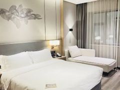 -乔治莫兰迪酒店(济南解放路山东大学店)