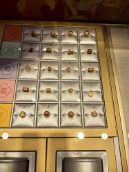 -老庙黄金(龙之梦购物公园店)