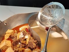 -左庭右院鲜牛肉火锅(金山万达店)