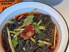 -鸣记脆皮烤鱼·海鲜烤鱼(三八广场店)