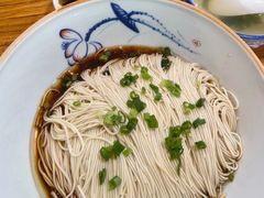 -裕兴记·蟹黄面馆养育巷精选店面馆