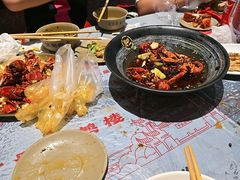 -肥肥虾庄·金牌油焖大虾(杨园滨江时代walk店)