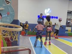 -米高蓝斯克国际轮滑中心(中铁建店)
