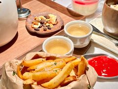 -春树下·树屋花房西餐厅(罍街AS1980店)