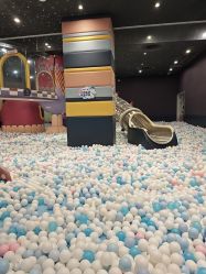 -MELAND CLUB亲子乐园·派对·餐厅(北京芳圆里ID MALL店)