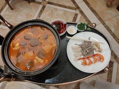 -品海楼·大连海胆锅贴馆(东港店)