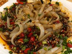 -兔行天下-鸿鹤鲜锅兔(中海国际店)