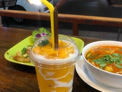 -Dang restaurant (patong phuket)