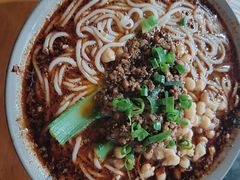 豌杂米粉-丁丁猫重庆小面(徐州路店)