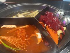 -渝里重庆火锅(航天城店)