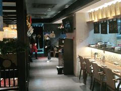 大堂-一豚轩·烧鸟·豚骨拉面(五四路店)