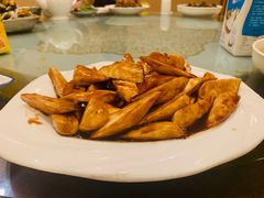 木耳茭白炒肉片-珍宝蟹舫·巴城味道(巴城总店)