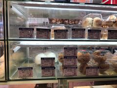 -白玉兰食品甜凤店(合生汇店)