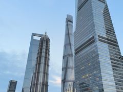 -陆家嘴空中步行连廊
