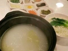-在蒙自过桥米线