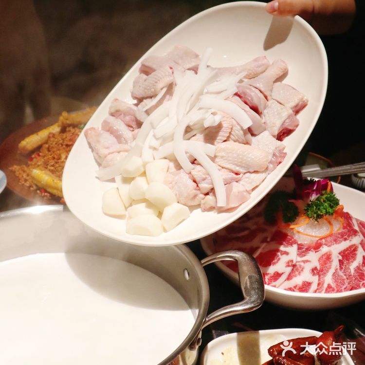 深圳探店|排队也要吃的明星同款火锅