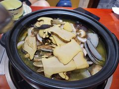 -菌之家·专业纯野生菌火锅·特色炒菌