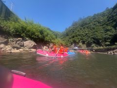 -安吉龙王山峡谷漂流