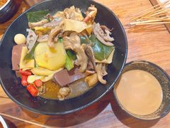 -万记麻辣烫国展总店