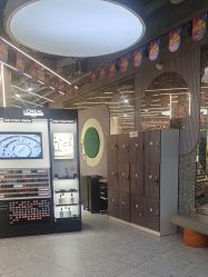 -PE SALON 