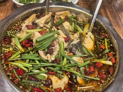 -乡土特色.冷锅鱼.牦牛肉汤锅