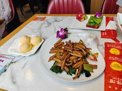 -粤仔湾砂锅粥(金太湖店)