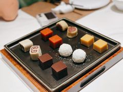 -皇城根·鲁菜济南菜·吊炉烤鸭·炒鸡鱼头(济南旗舰店)