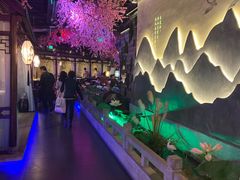 -韵秋荷(宝山龙湖天街店)
