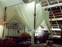 -Cuc Gach Quan Restaurant