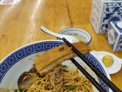 -沪西老弄堂面馆(定西路店)
