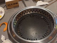 -黑金·寻焰自助百汇·烤肉·火锅(中街店)