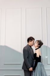 -喜爱高定婚纱摄影