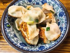 -无名氏宵夜小摊(祝家三姐妹馄饨店)