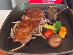 -牛扒先生·厚切雪花牛扒西餐厅(北京路禺山路店)