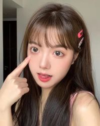 -丝语萱形象