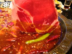 -茅草房·河畔园林火锅