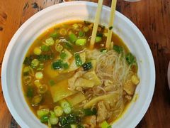 红烧牛肉面-方城服务区餐厅