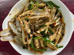 -霞涌市场海鲜摆卖区