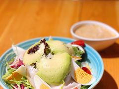 牛油果烟熏火鸡沙拉-TIAGO HOME KITCHEN(王府中环店)