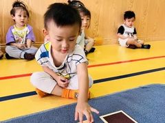 -哲学苑亲子园·早教婴儿托育·婴儿游泳(颐龙湾店)