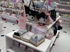 -三丽鸥(北京荟聚店)